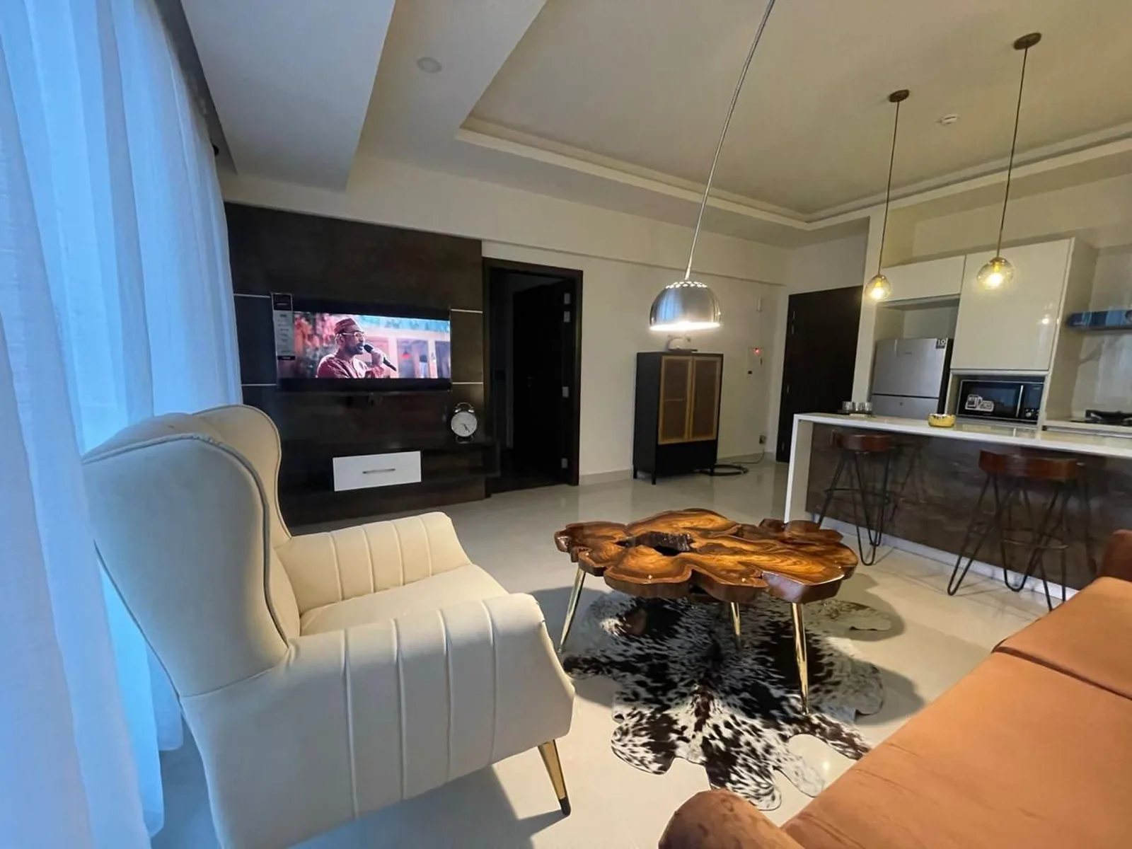 Unit 1205 photo 4