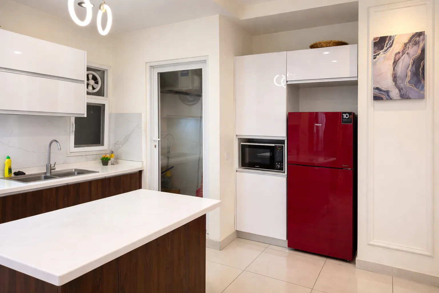 Unit 609 photo 6