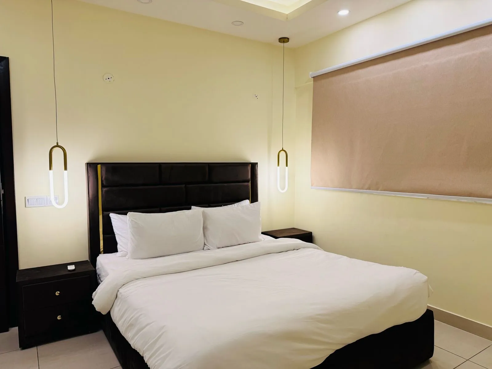 Unit 908 interior view 2